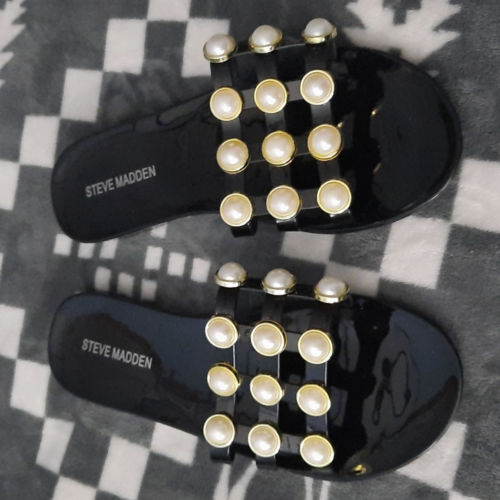 Steve Madden NWOT Black Meh Pearl Slip On Slide Sandals Size 9